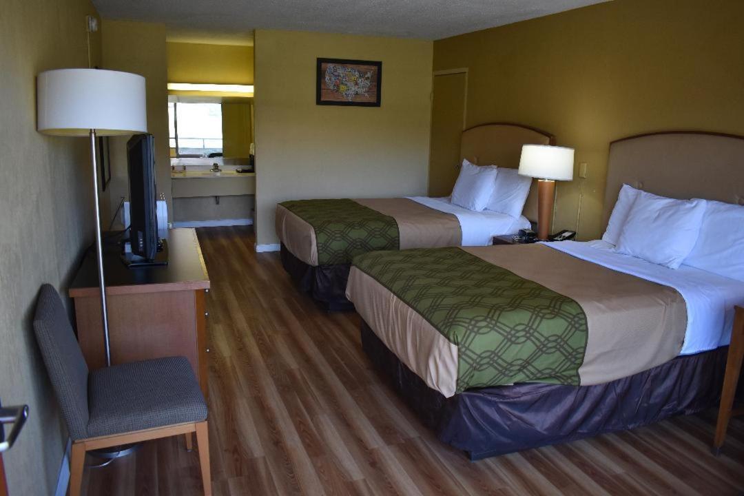 Amerivu Inn-Gilbertsville Kültér fotó